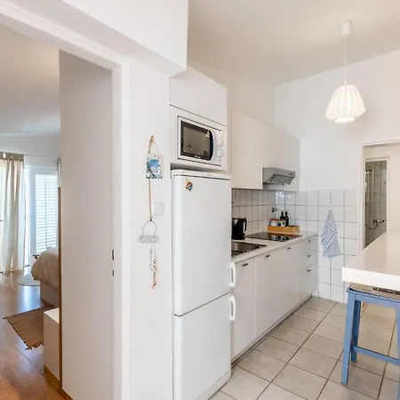 Apartament Siranovic Nin